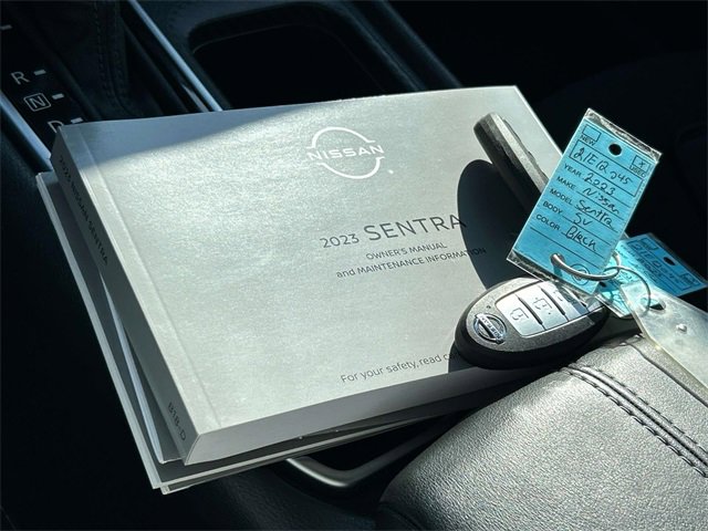 Used 2023 Nissan Sentra SV image 5