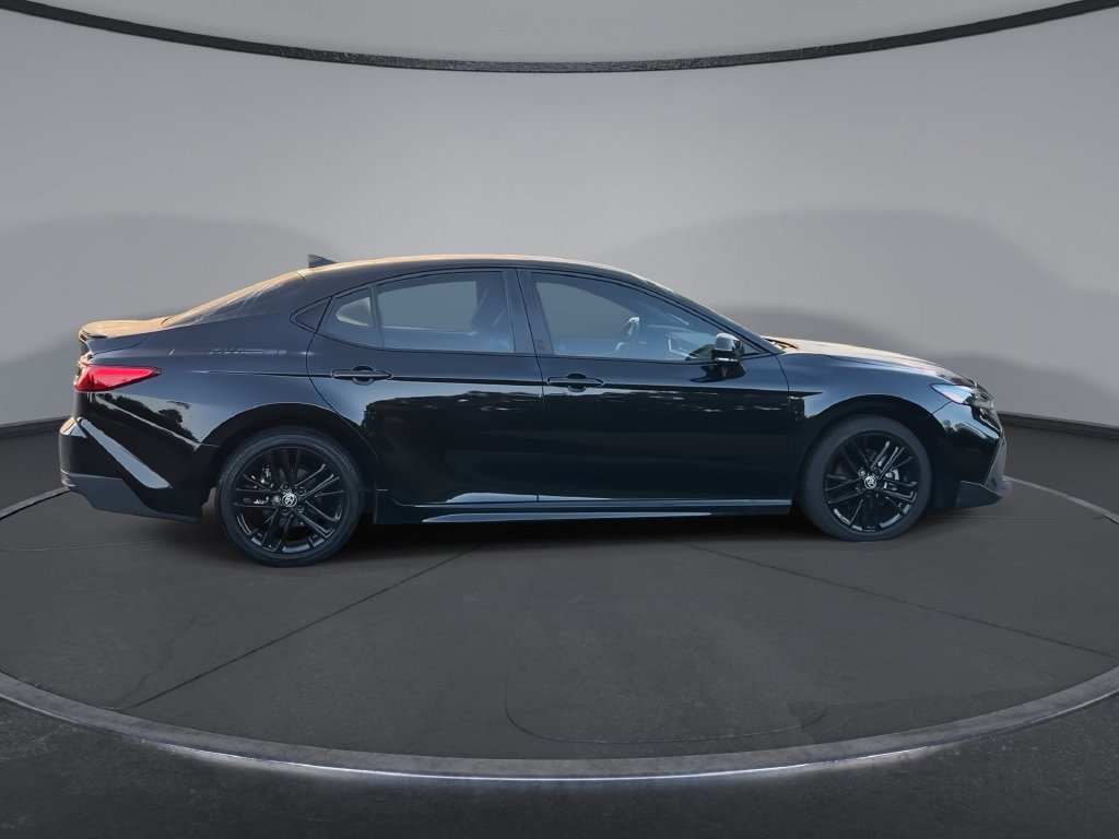 Used 2026 Toyota Camry SE w/ Convenience Package FWD image 9
