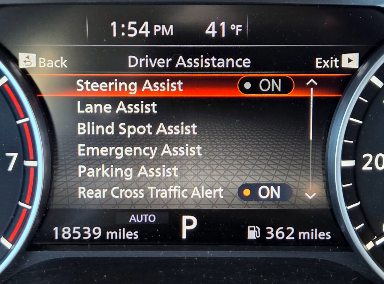 Used 2023 Nissan Rogue SV w/ SV Premium Package image 16