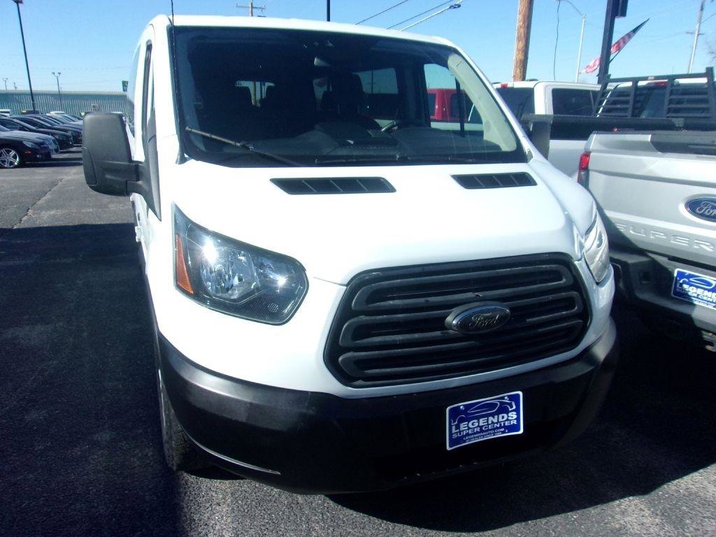 Used 2018 Ford Transit 150 XL RWD image 4