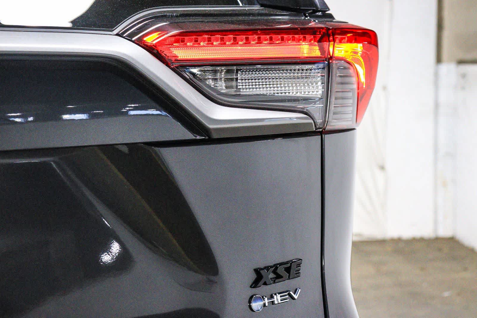 Certified 2025 Toyota RAV4 XSE w/ Advanced Technology Package AWD/4WD image 13