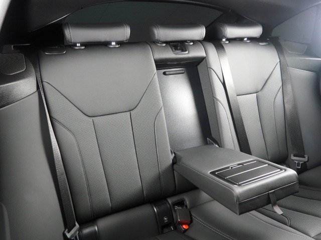 Used 2023 BMW i4 eDrive40 w/ Premium Package RWD image 17