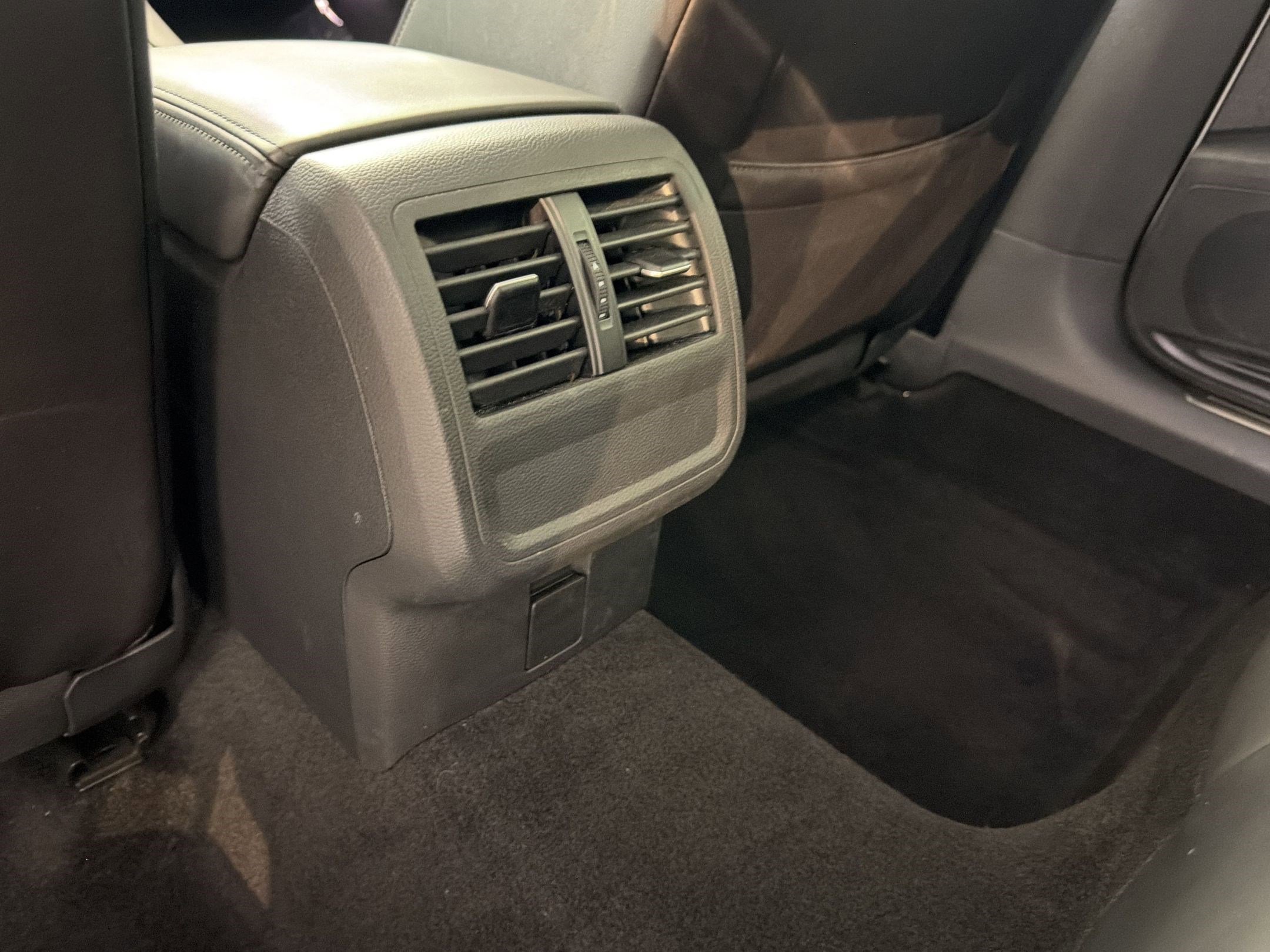 Used 2019 Volkswagen Arteon SEL image 34