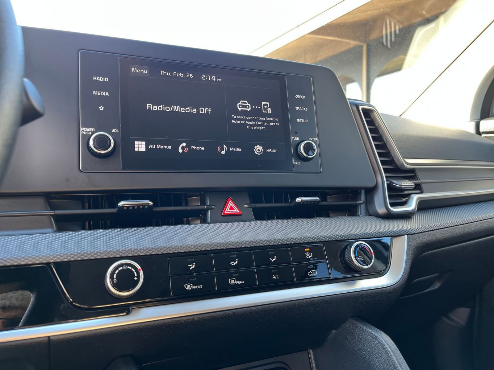 Used 2025 Kia Sportage LX image 20