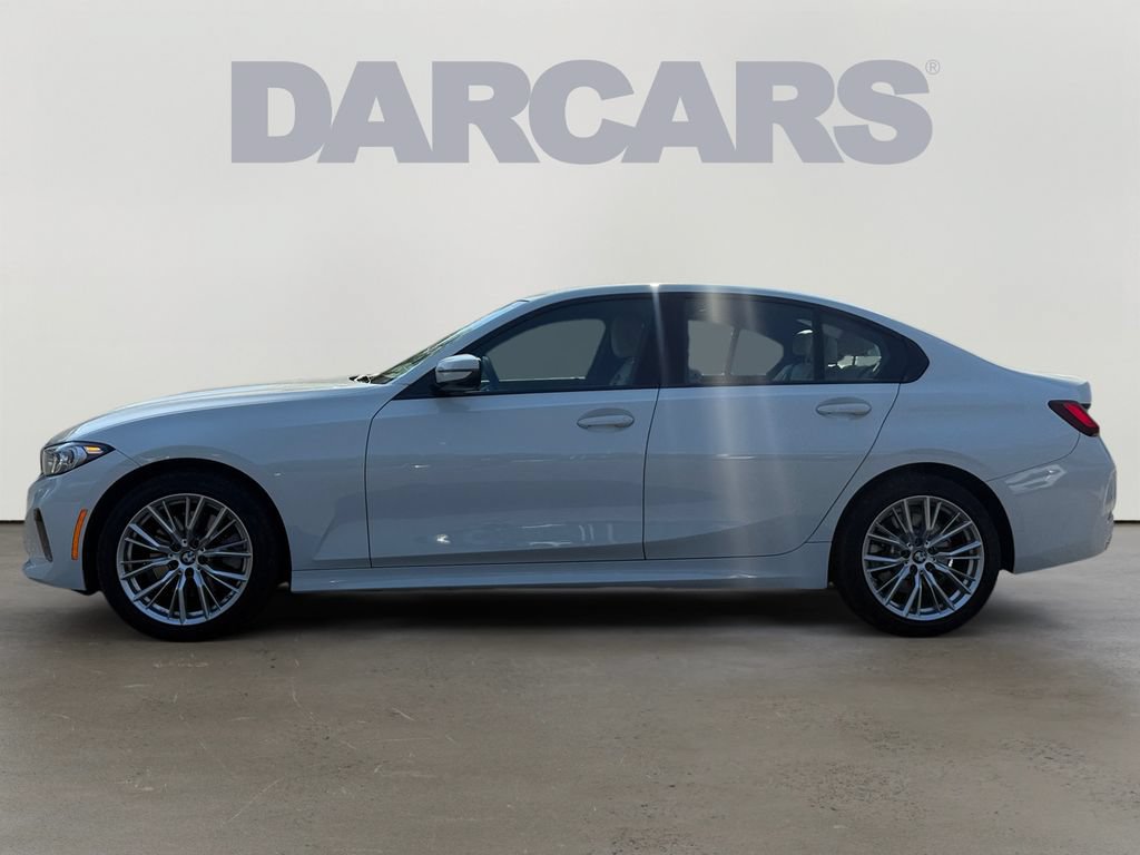 Used 2023 BMW 330i xDrive Sedan w/ Driving Assistance Package AWD/4WD image 4