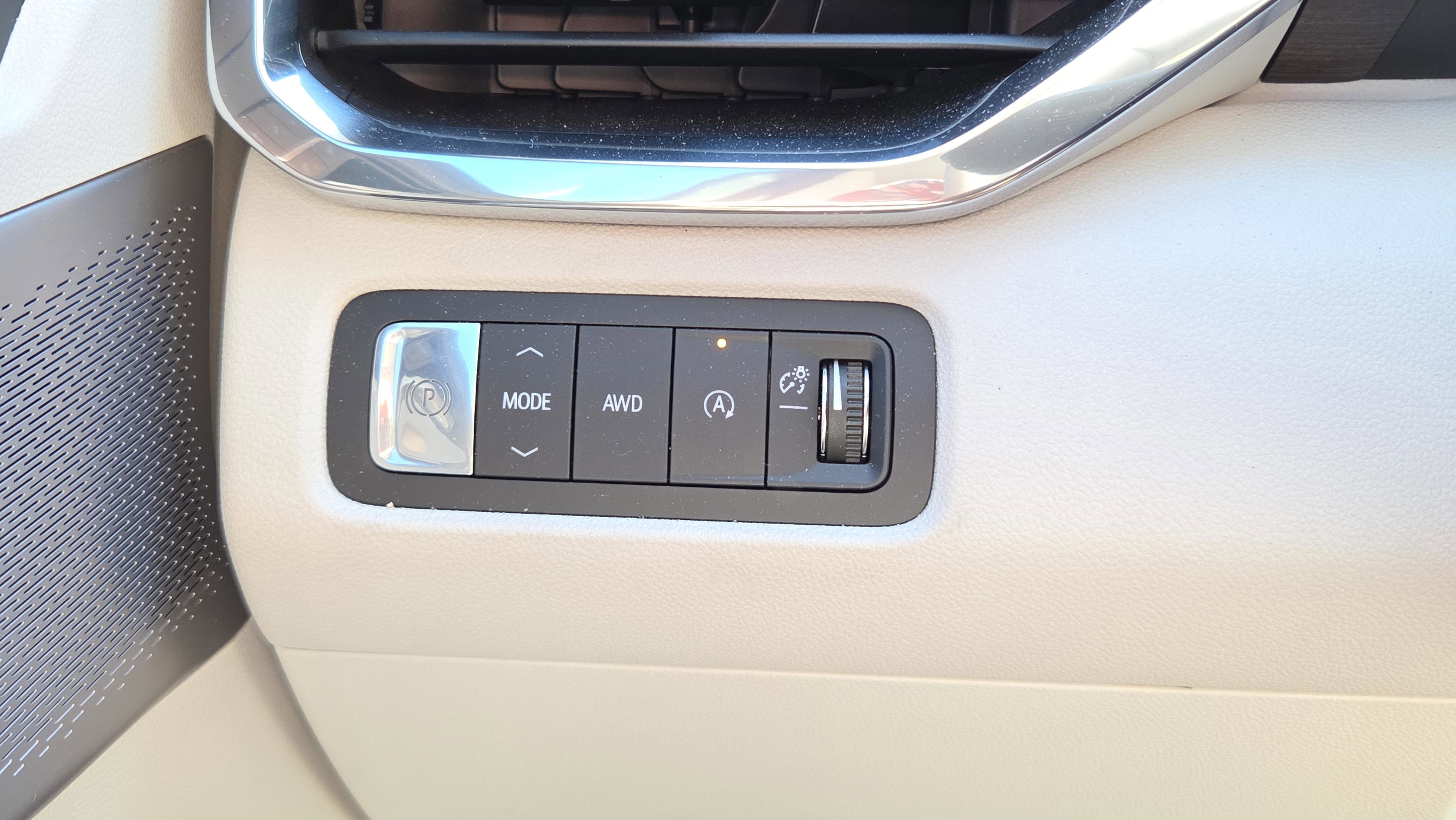 Used 2024 GMC Acadia Denali w/ Super Cruise Package image 26