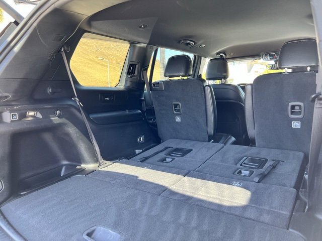 Used 2023 Jeep Grand Cherokee L Laredo image 19