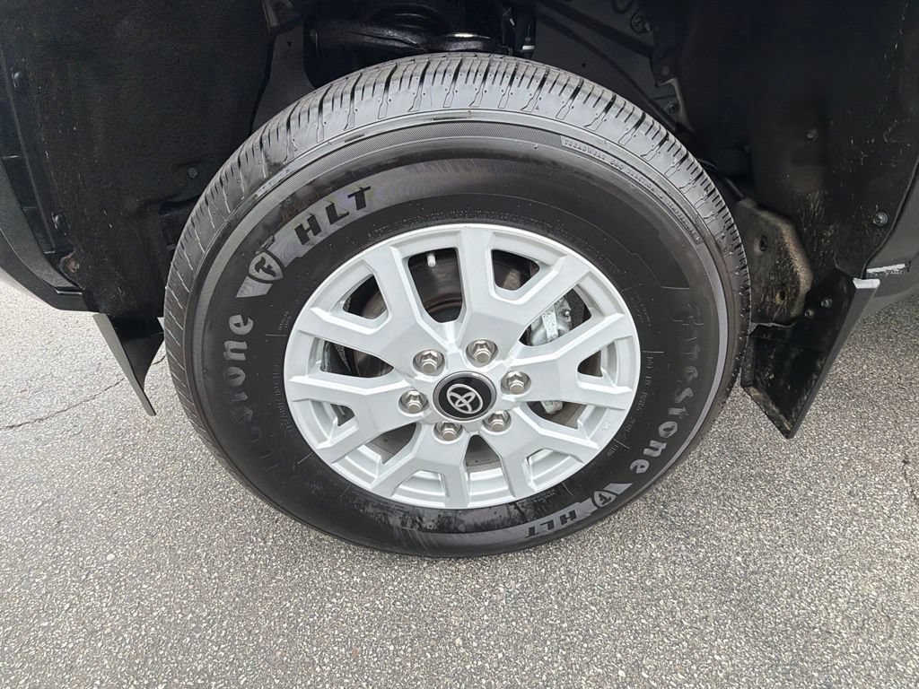 Certified 2024 Toyota Tacoma SR AWD/4WD image 40