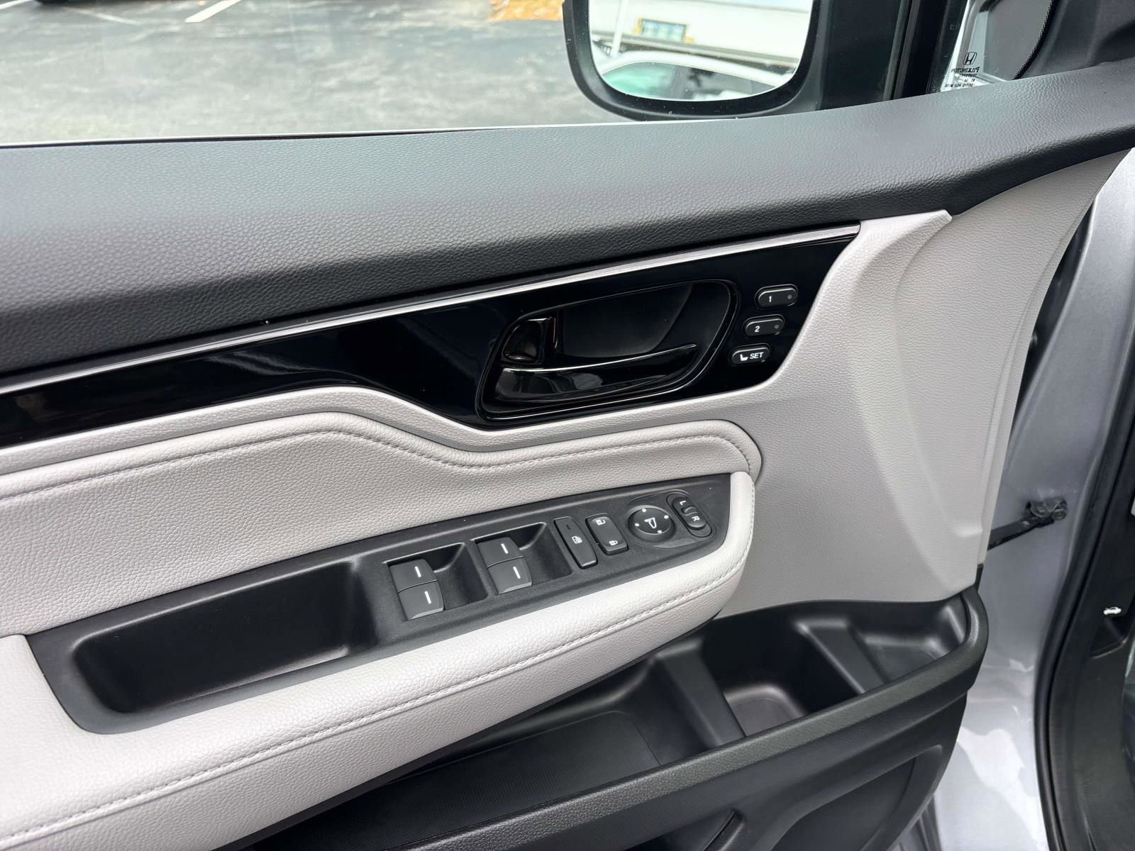 Certified 2023 Honda Odyssey Touring image 26
