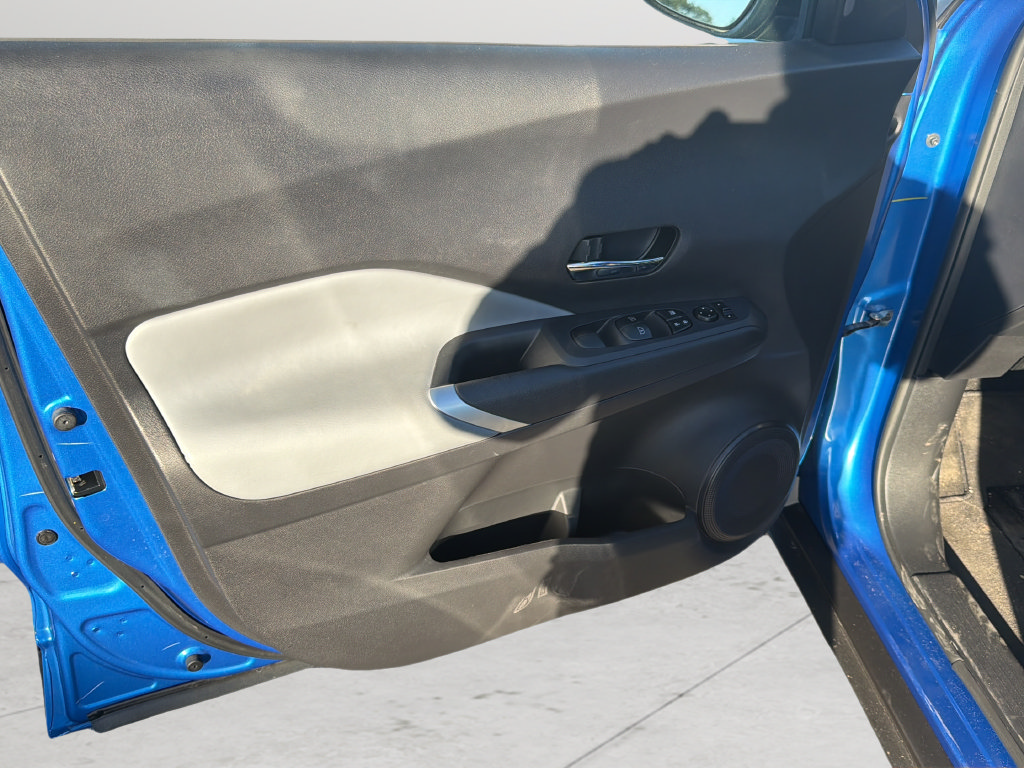 Certified 2024 Nissan Kicks SR w/ SR Premium Package FWD image 19
