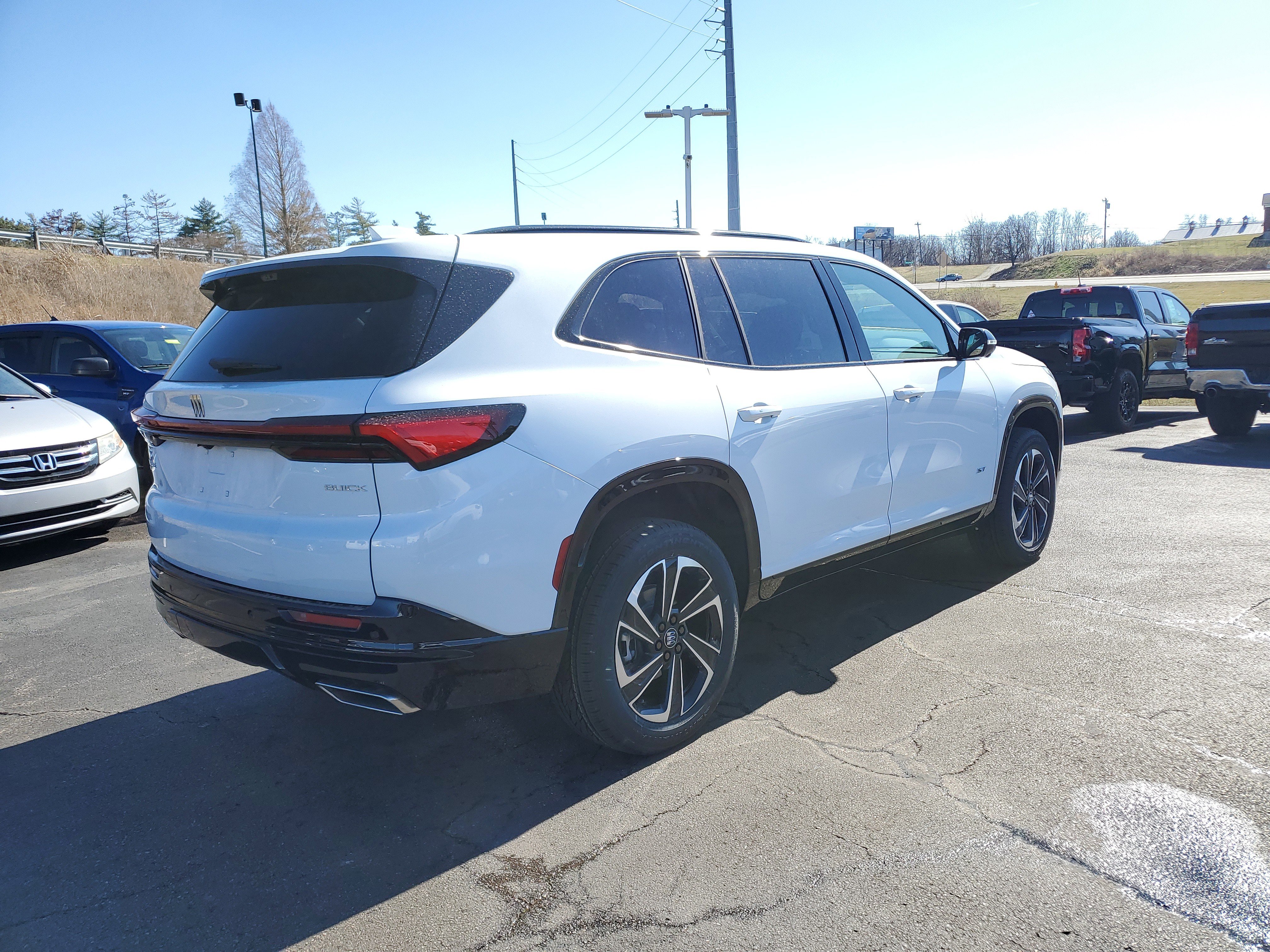 New 2026 Buick Enclave Sport Touring w/ Power Package image 4