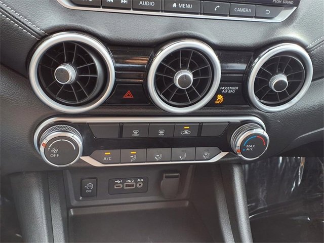 Used 2025 Nissan Sentra SV image 7