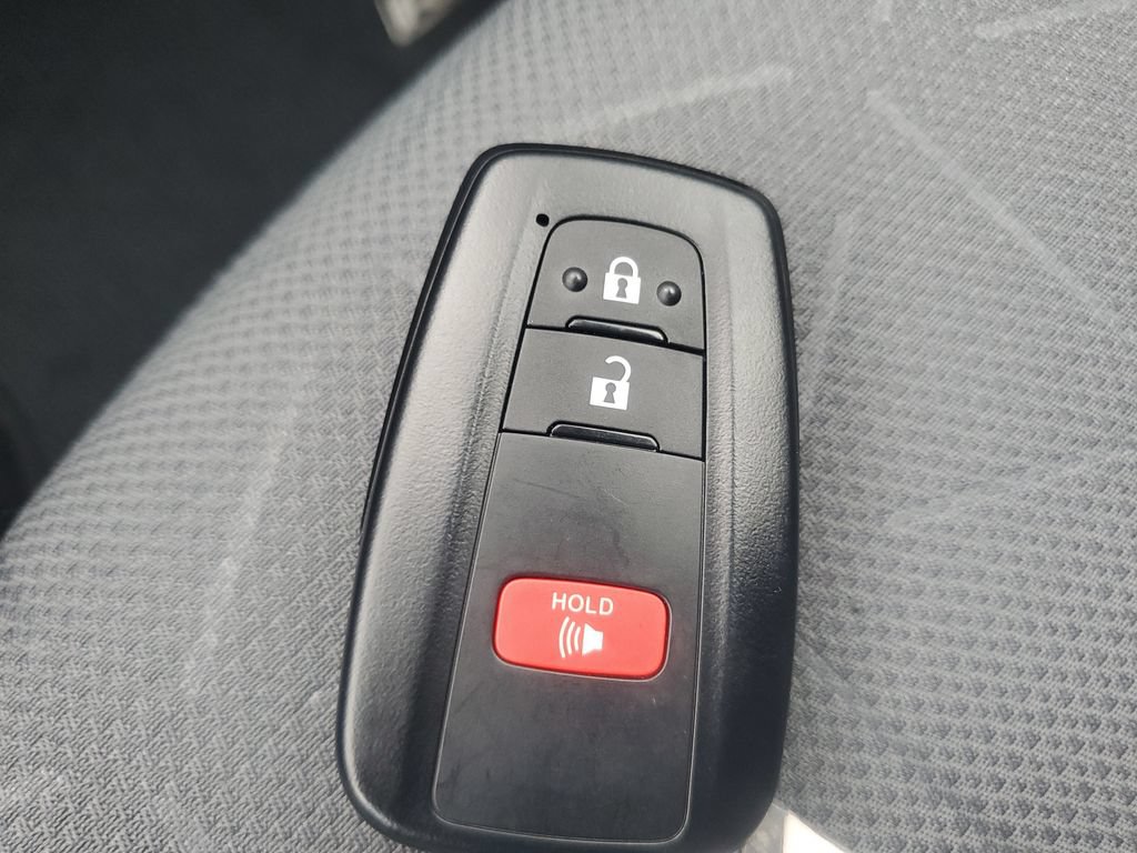 Certified 2024 Toyota RAV4 XLE FWD image 27