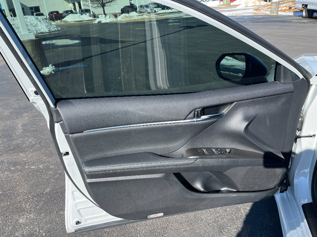 Used 2024 Toyota Camry XSE w/ Cold Weather Package image 26