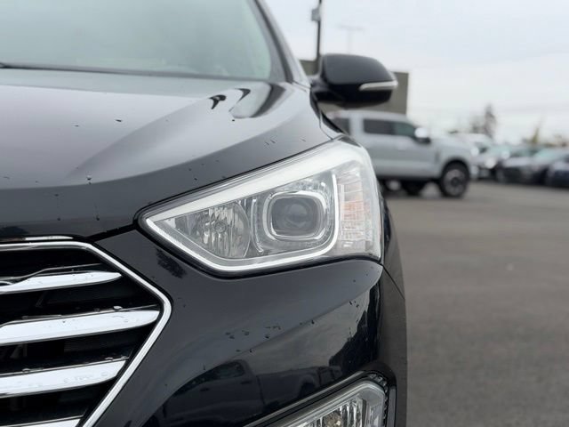 Used 2015 Hyundai Santa Fe Limited w/ Option Group 04 AWD/4WD image 7