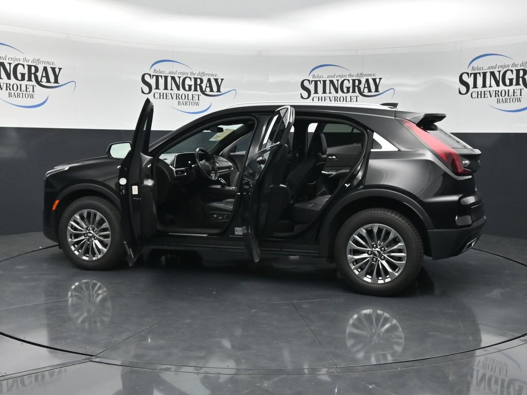 Used 2024 Cadillac XT4 Premium Luxury FWD image 40