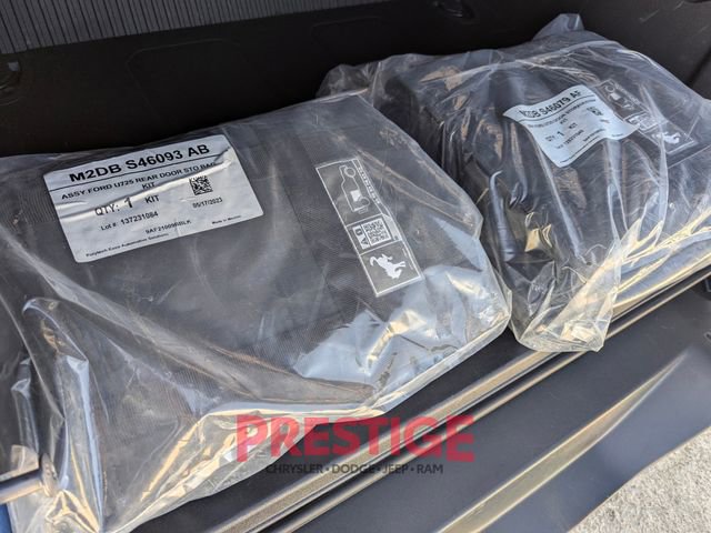 Used 2023 Ford Bronco Badlands image 8