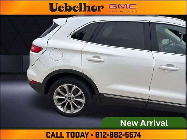 Used 2019 Lincoln MKC Select w/ Select Plus Package FWD image 4