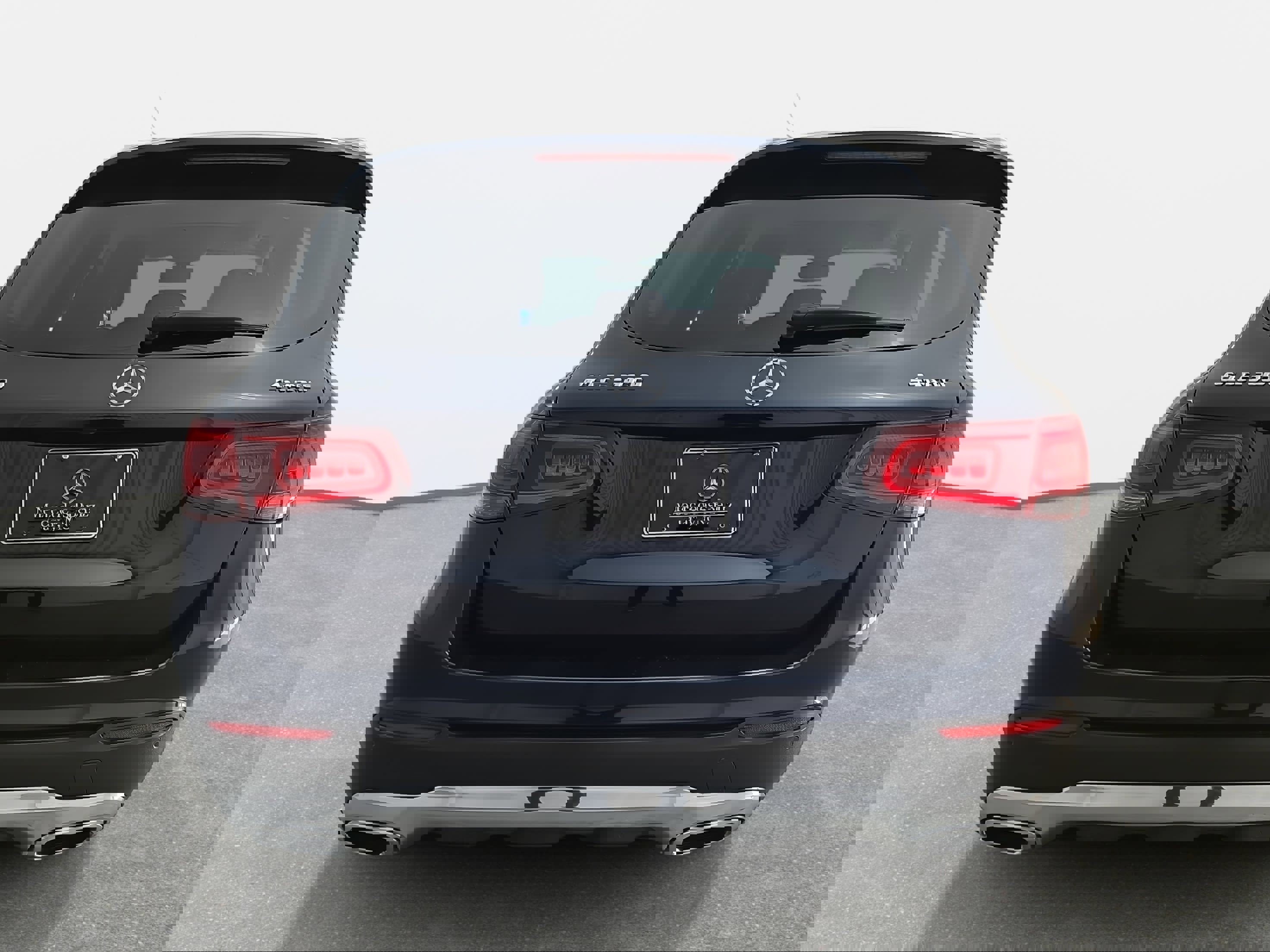 Certified 2021 Mercedes-Benz GLC 300 4MATIC w/ Premium Package image 6