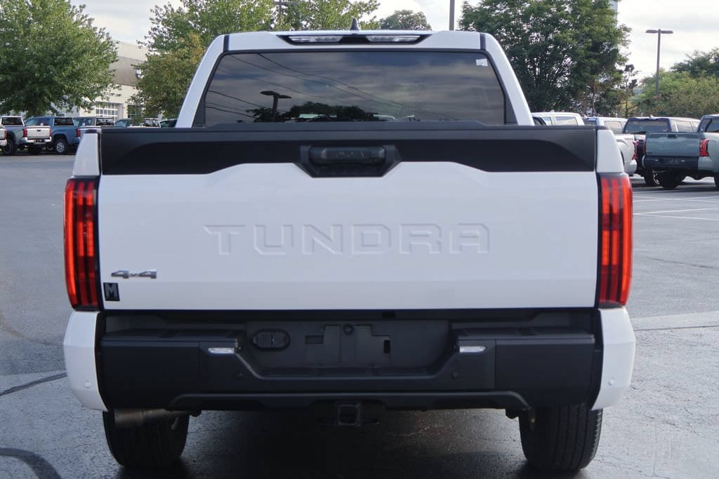 Used 2024 Toyota Tundra SR5 w/ SR5 Convenience Package AWD/4WD image 7
