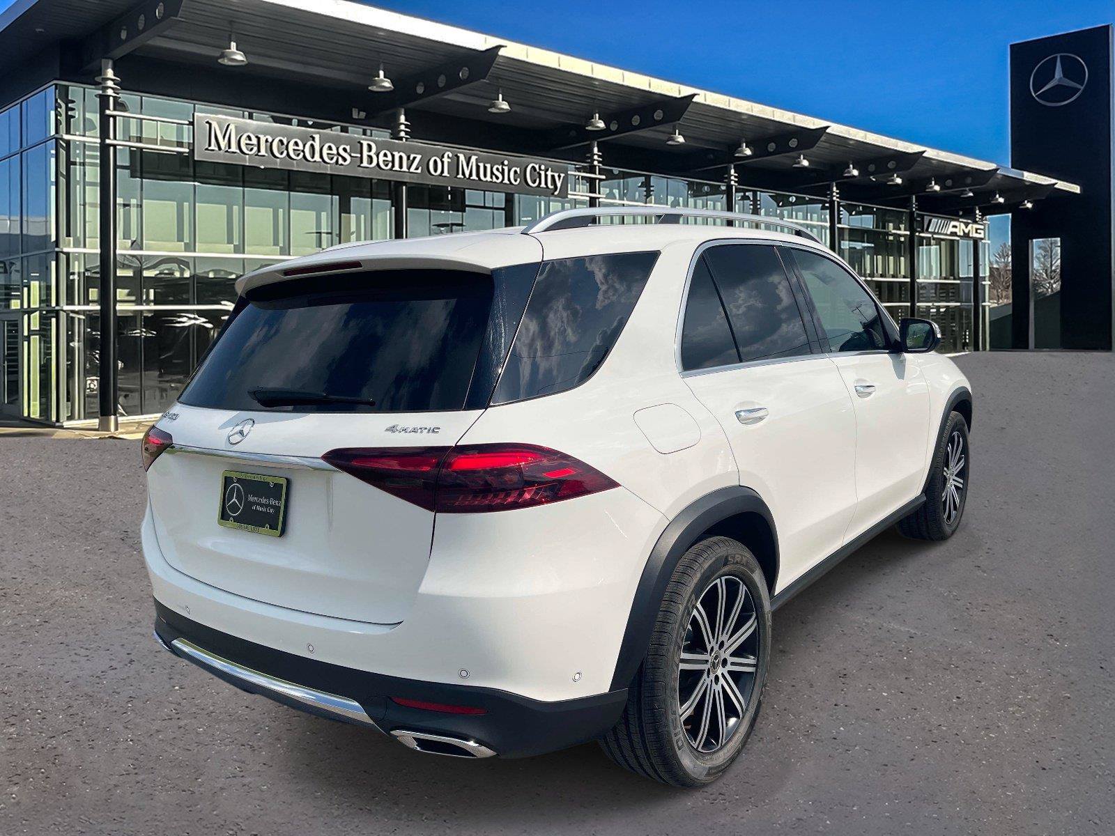 Certified 2025 Mercedes-Benz GLE 450 4MATIC image 3