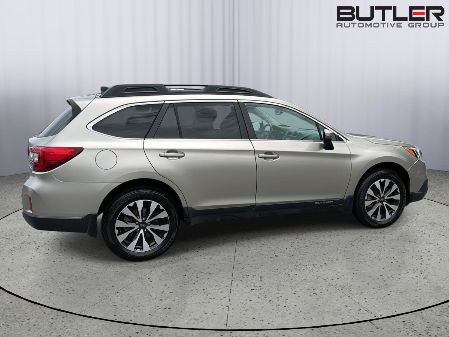 Used 2016 Subaru Outback 2.5i Limited AWD/4WD image 7