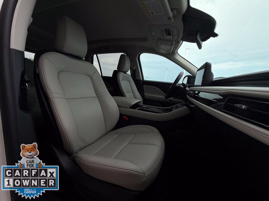 Used 2026 Lincoln Aviator 2WD image 25