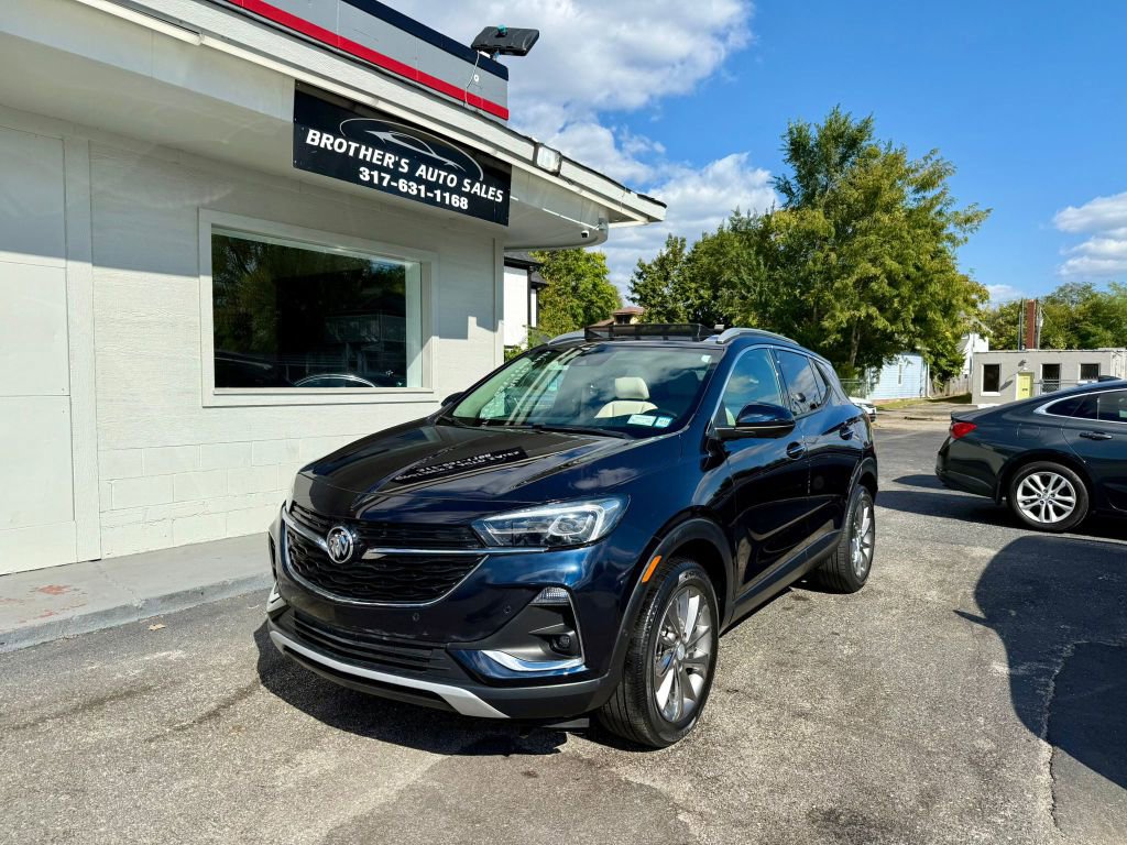 Used 2020 Buick Encore GX Essence w/ Experience Buick Package image 3