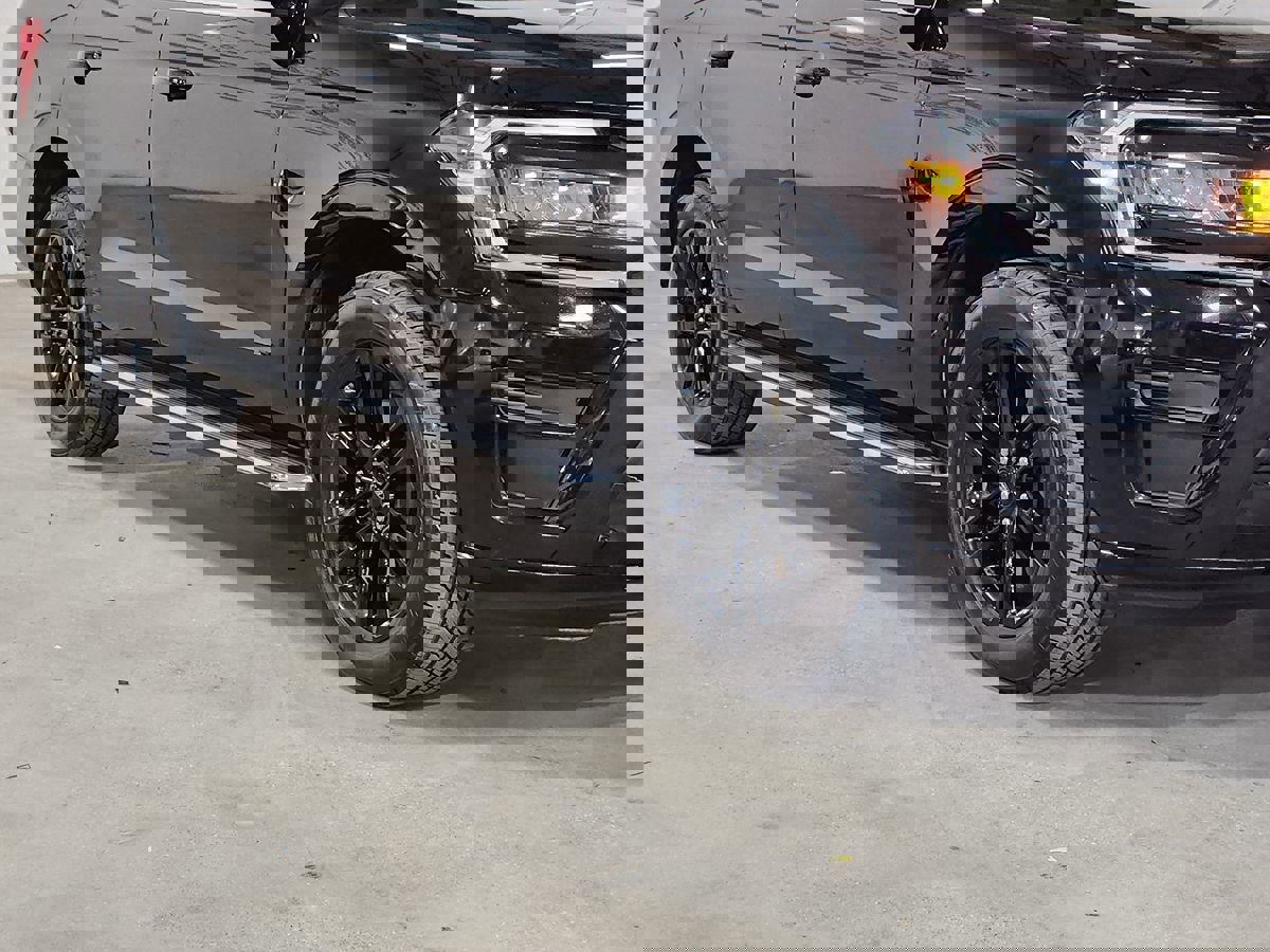 Used 2022 Ford Expedition XLT image 16