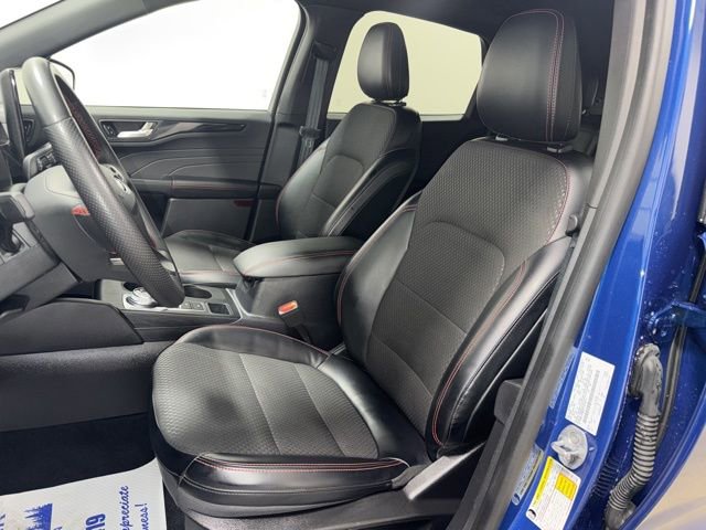 Used 2023 Ford Escape ST-Line w/ Tech Pack #1 image 11