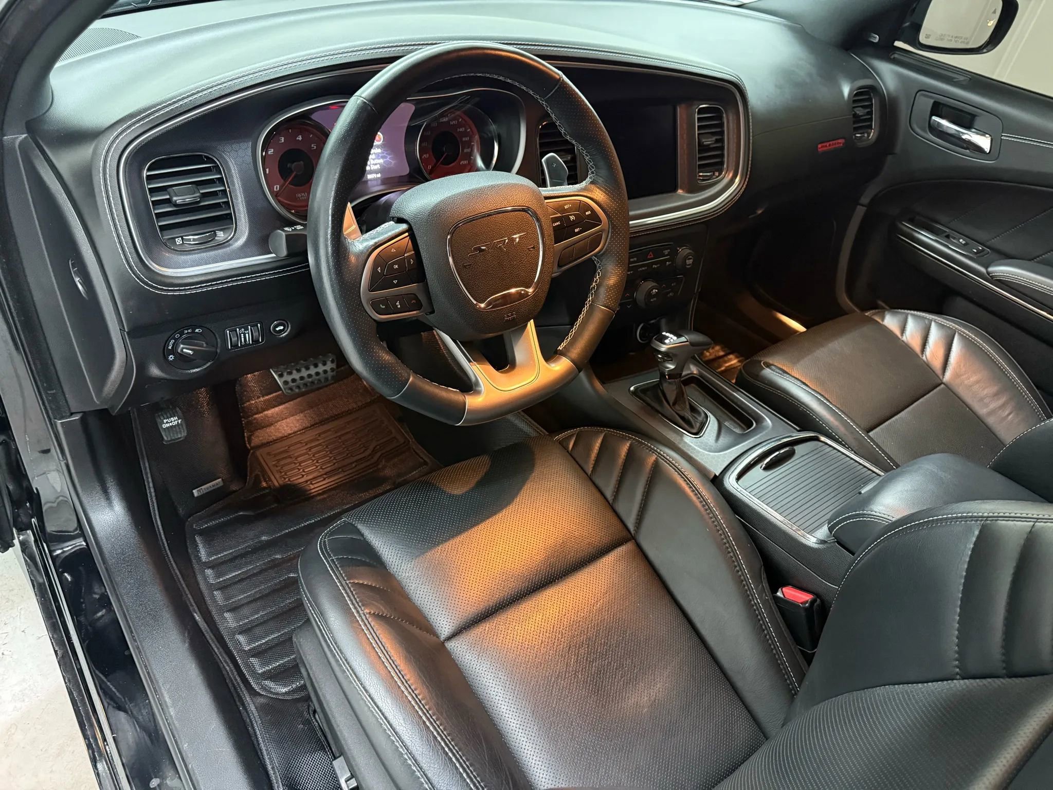 Used 2023 Dodge Charger SRT Hellcat image 2