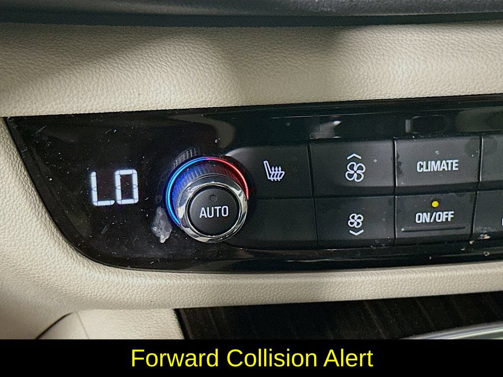 Used 2019 Buick Regal Essence w/ Driver Confidence Package I AWD/4WD image 28