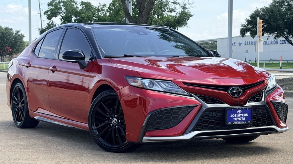 Used 2023 Toyota Camry XSE w/ Navigation Package FWD image 2