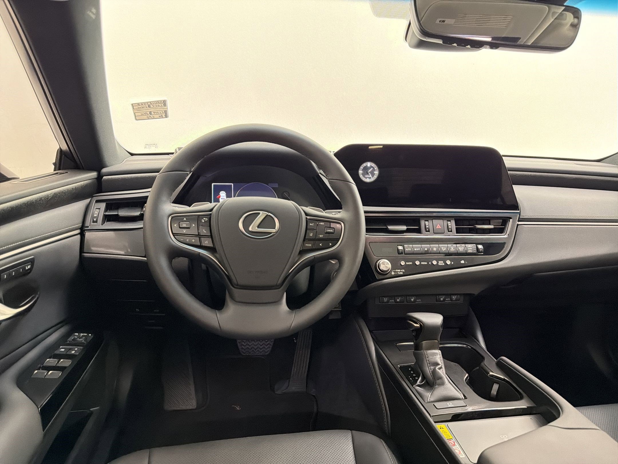 Certified 2024 Lexus ES 350 w/ Premium Package image 29