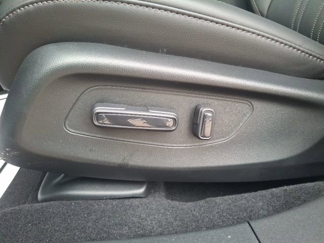 New 2026 Honda HR-V EX-L image 10