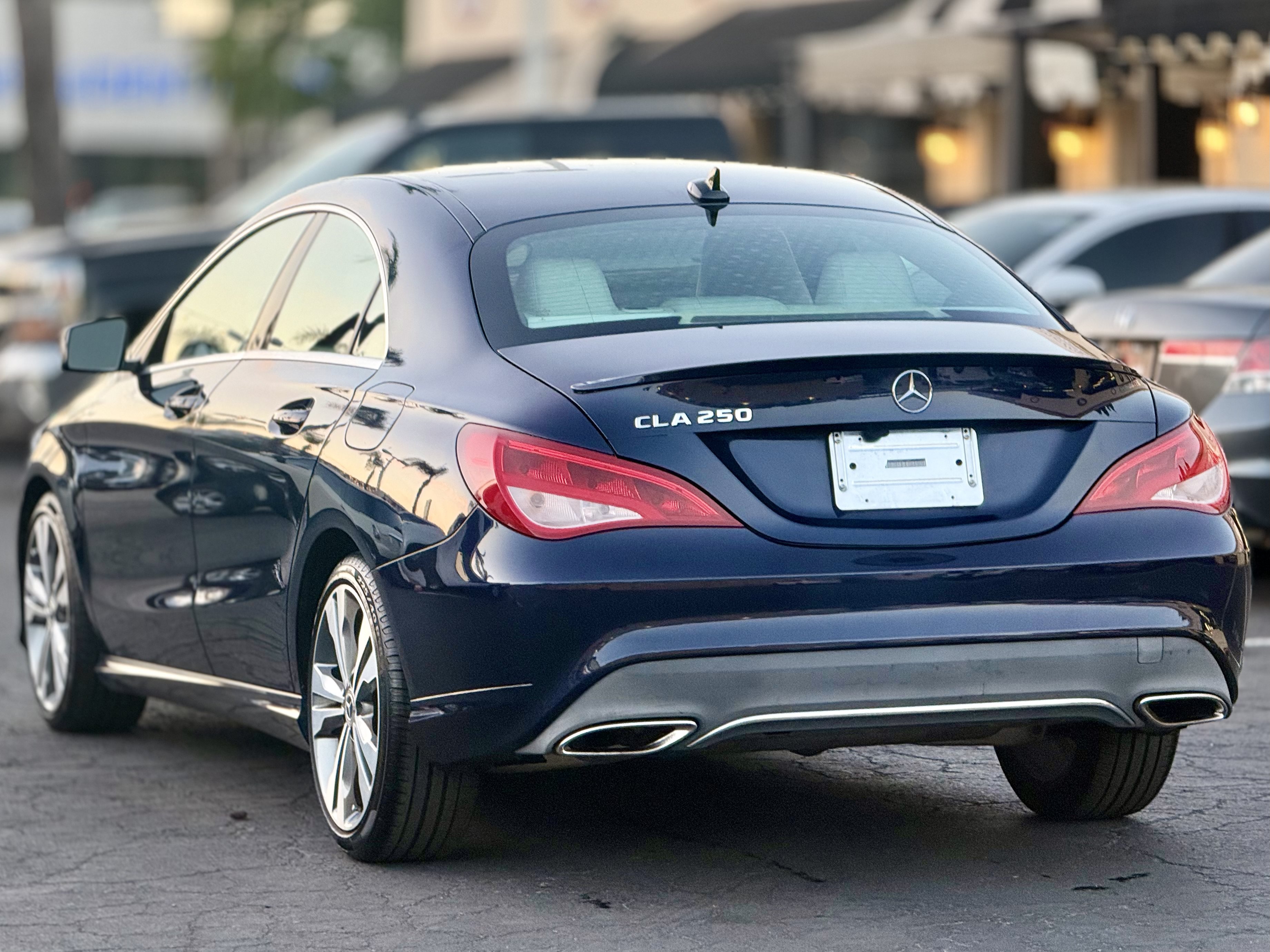 Used 2018 Mercedes-Benz CLA 250 image 10