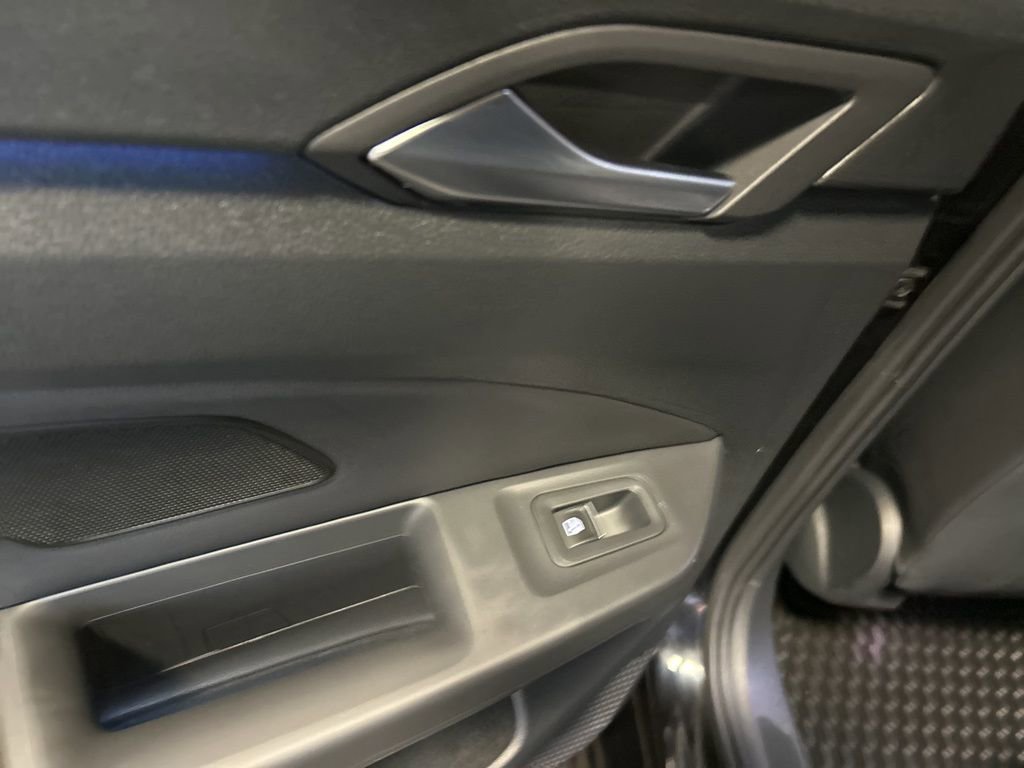 Used 2024 Volkswagen GTI Autobahn image 22