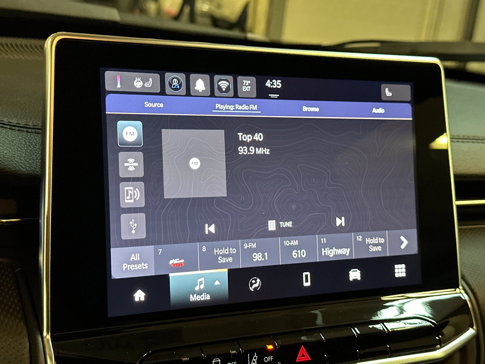 New 2026 Jeep Compass Latitude image 17