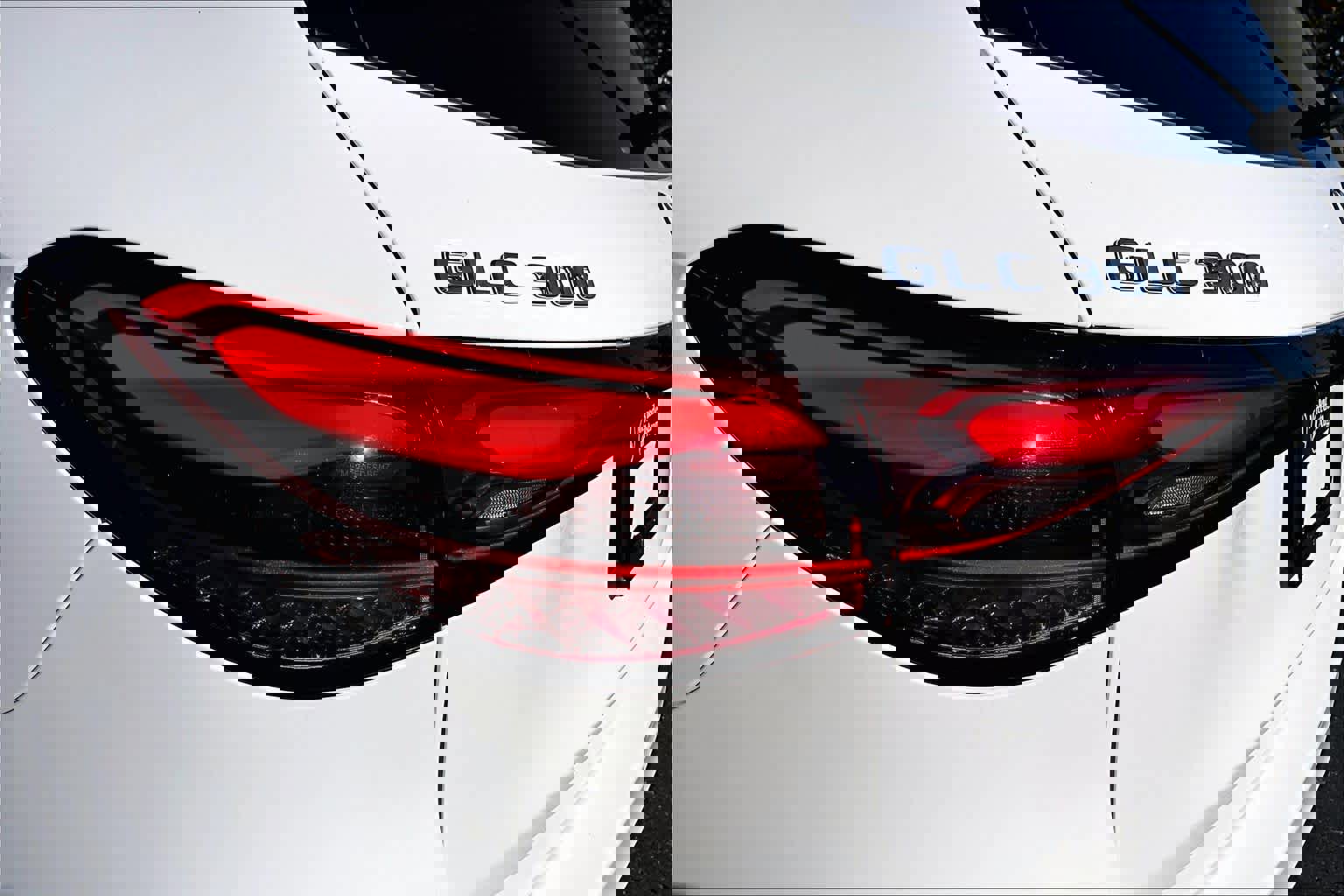 Certified 2025 Mercedes-Benz GLC 300 4MATIC image 28