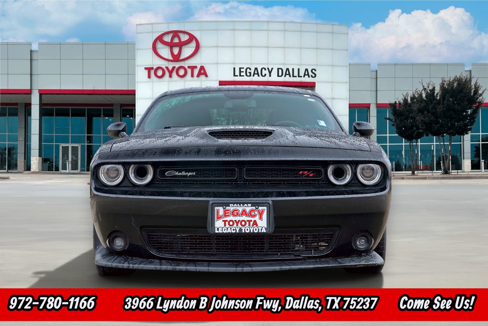 Used 2023 Dodge Challenger R/T Scat Pack RWD image 9