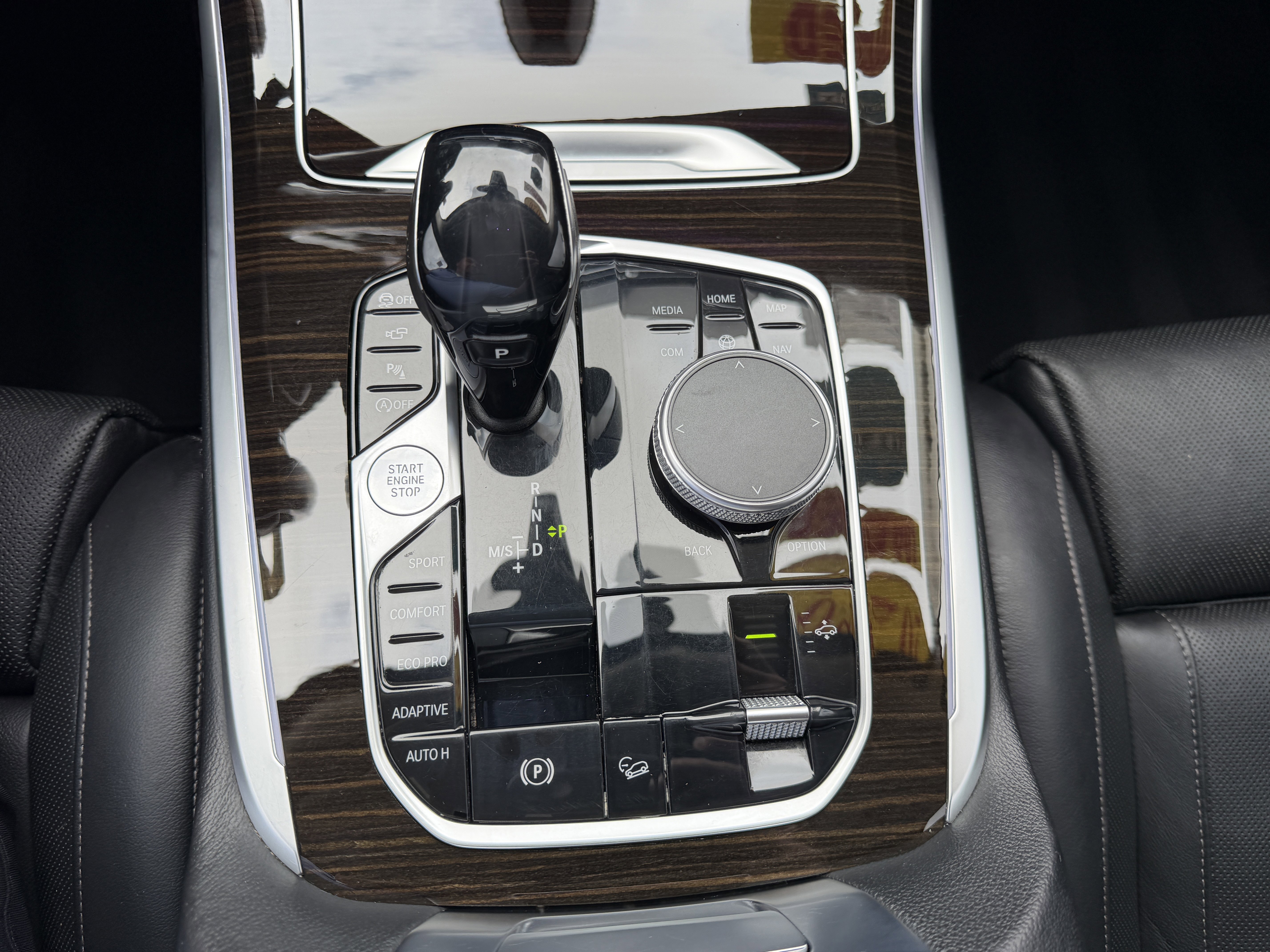 Used 2020 BMW X7 xDrive40i w/ Premium Package image 37