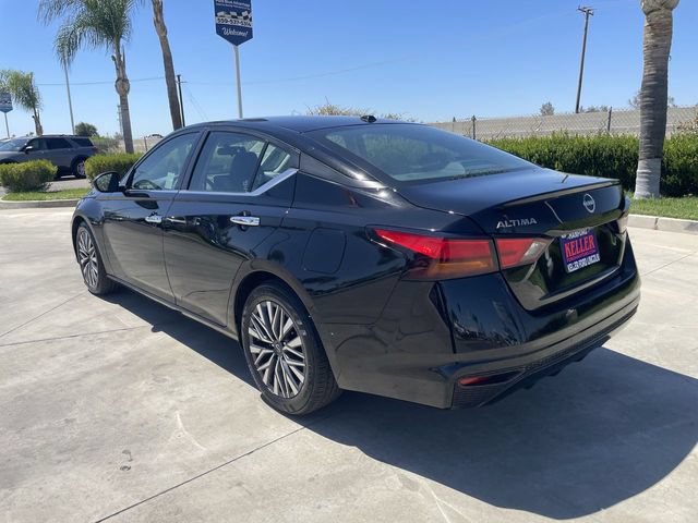Used 2024 Nissan Altima 2.5 SV FWD image 6