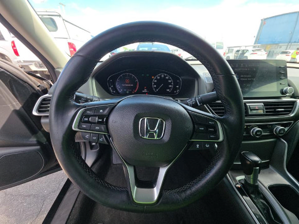 Used 2019 Honda Accord EX-L image 10