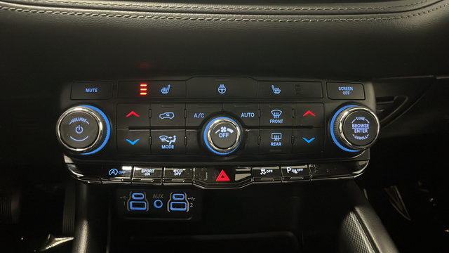 Used 2022 Dodge Durango GT AWD/4WD image 17