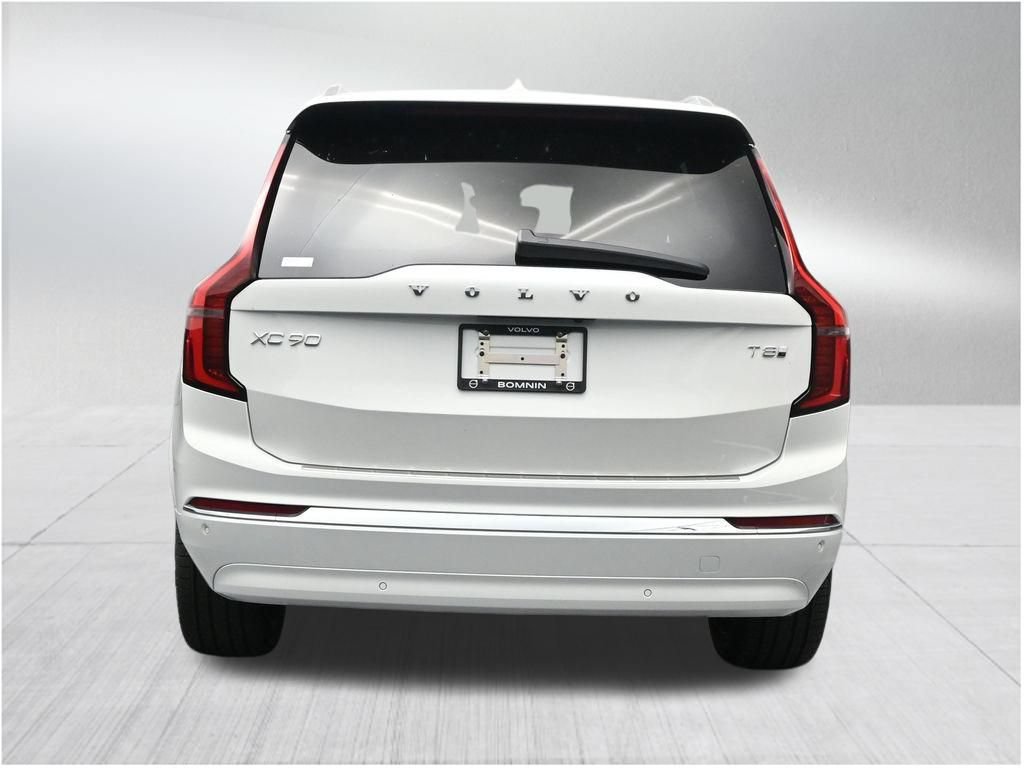 New 2026 Volvo XC90 T8 Plus w/ Protection Package Premier AWD/4WD image 4