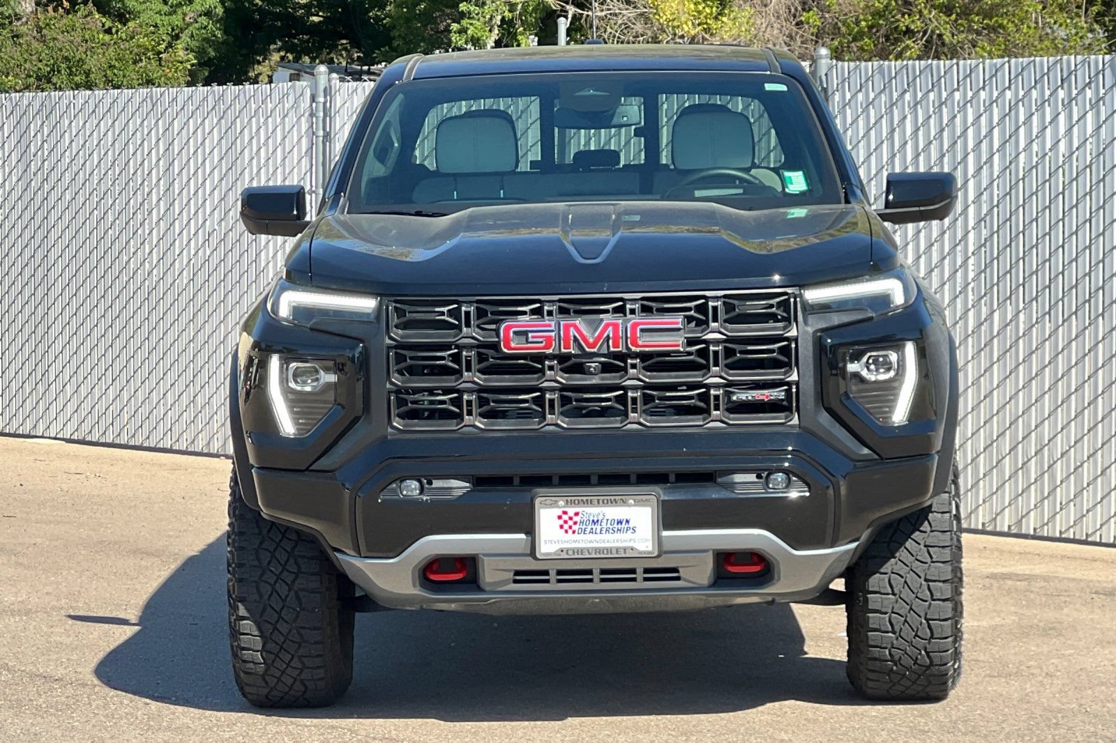 Used 2024 GMC Canyon AT4X AWD/4WD image 6