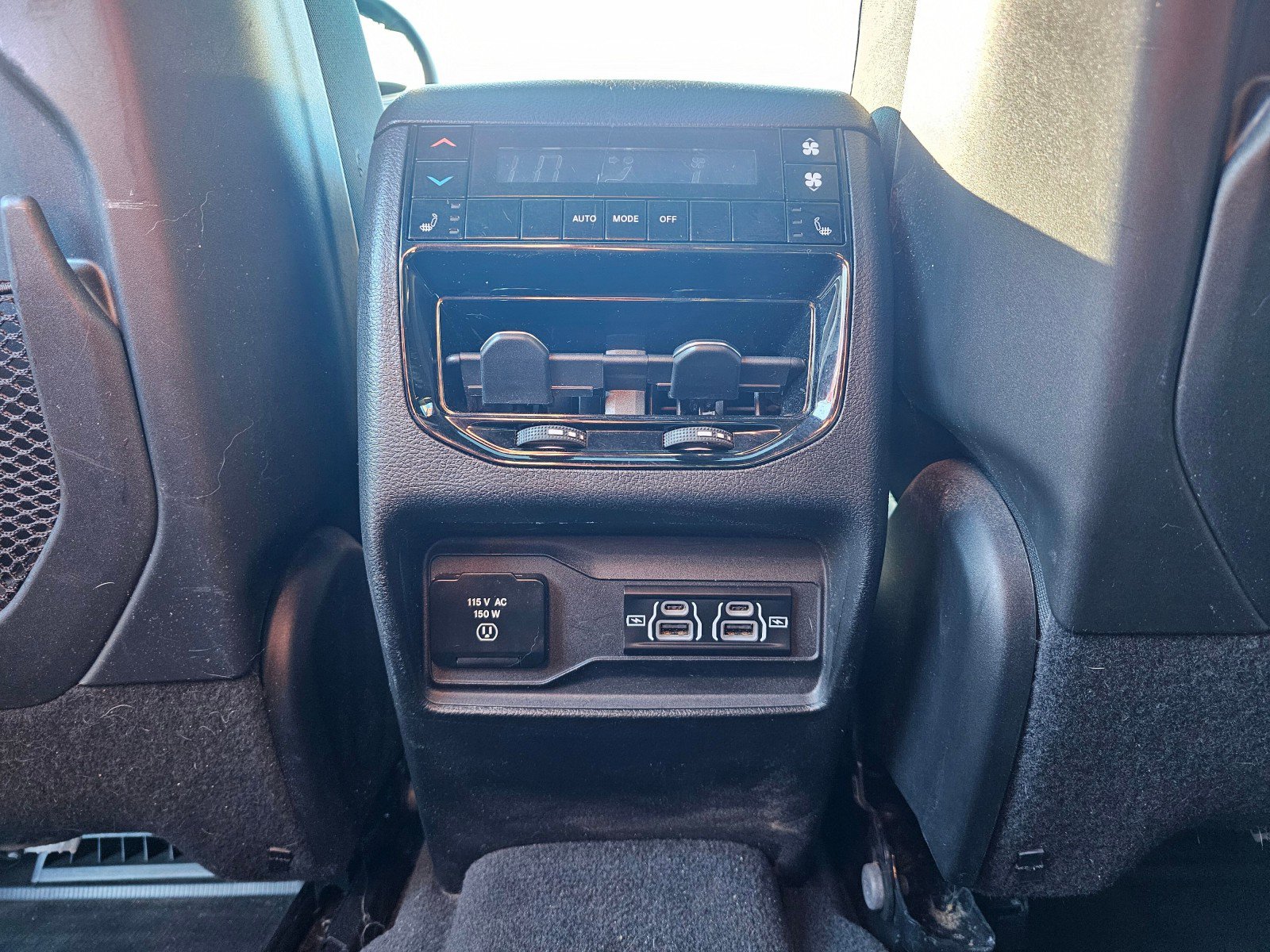 Used 2021 Jeep Grand Cherokee L Overland w/ MOPAR Finishing Package image 22