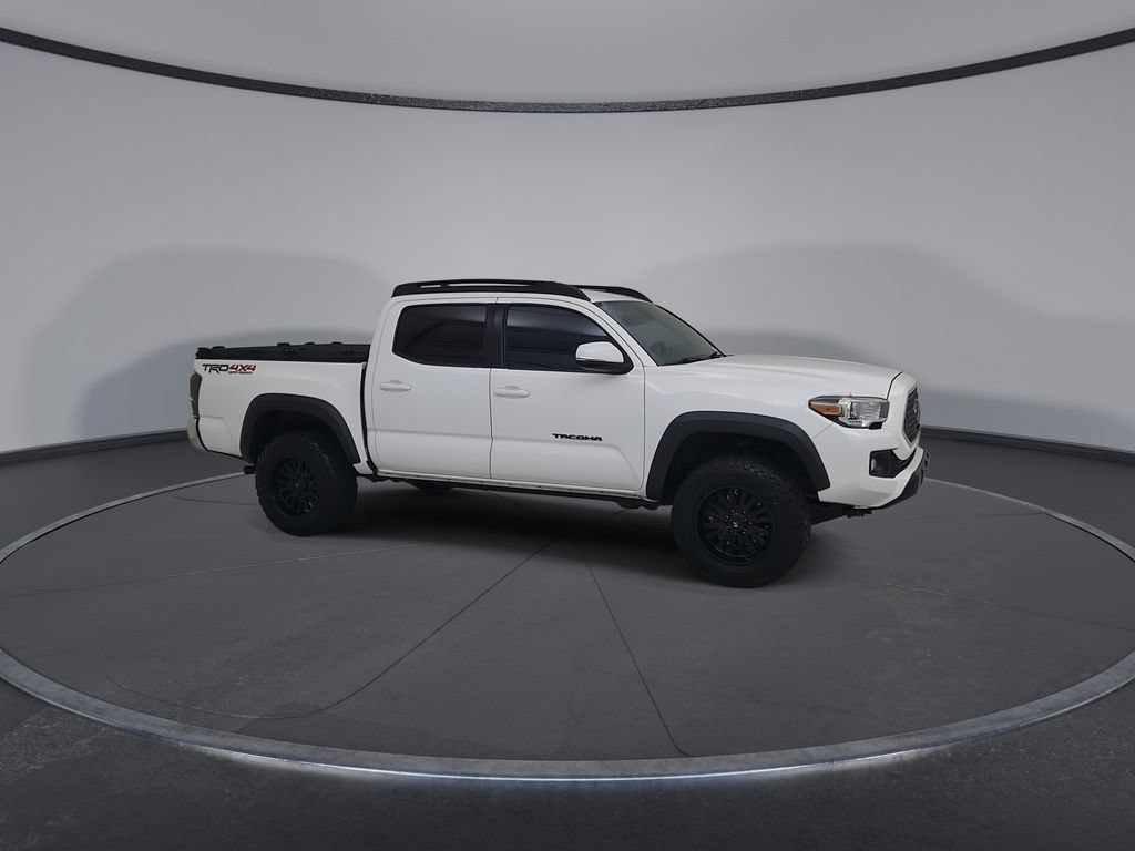 Used 2019 Toyota Tacoma TRD Off-Road AWD/4WD image 18