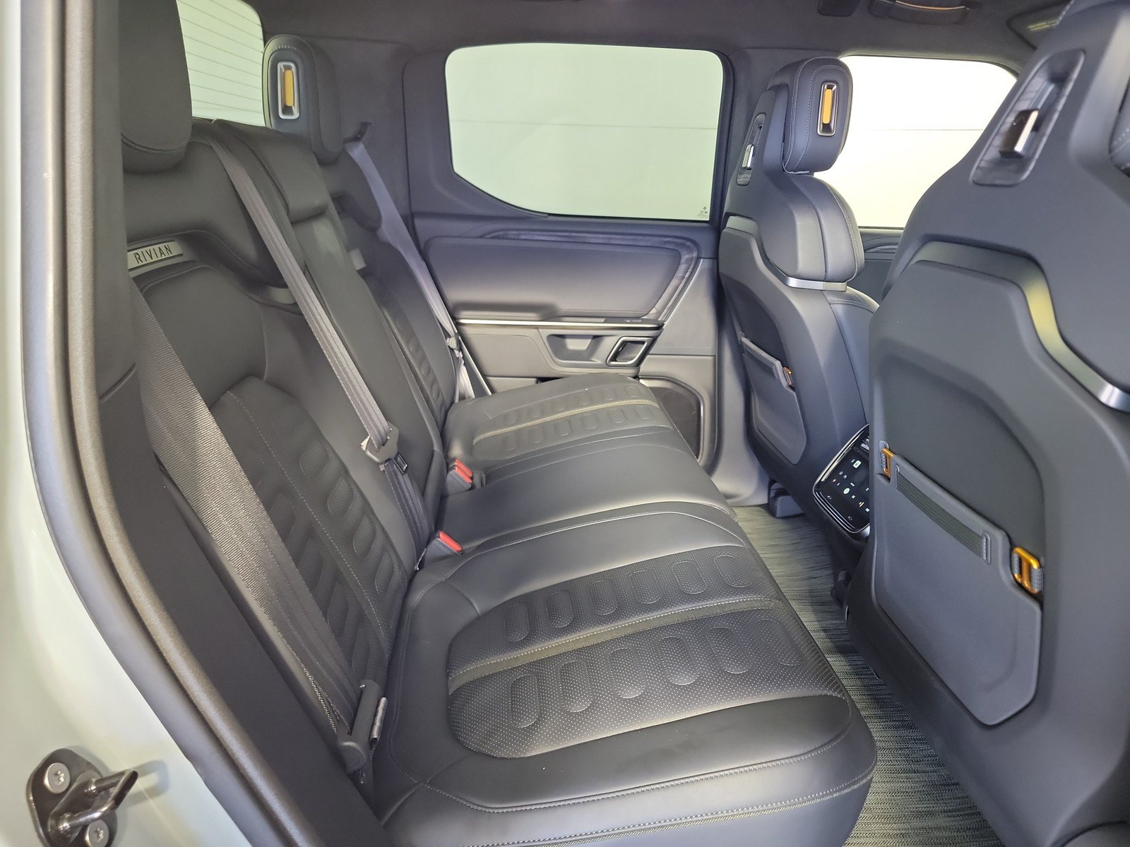 Used 2022 Rivian R1T Adventure AWD/4WD image 21