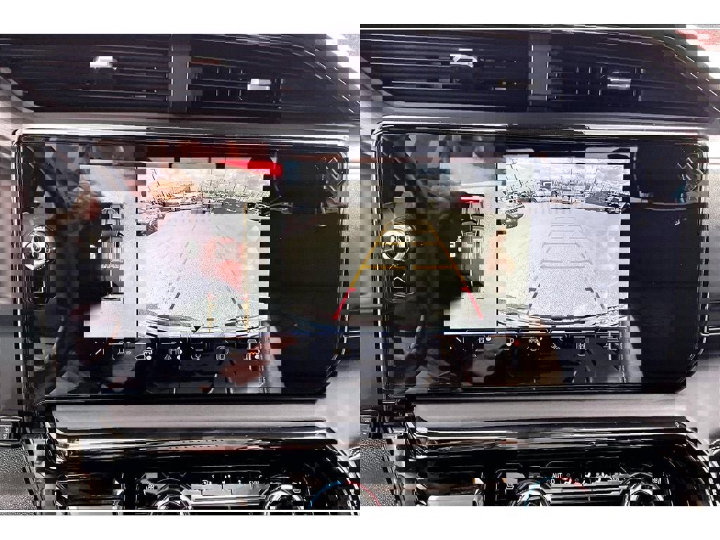 Used 2024 GMC Sierra 1500 AT4X image 24